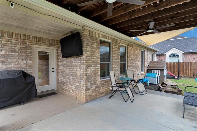 Building Photo - 221 Brookdale Dr