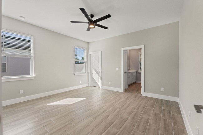 Building Photo - Deposit-Free! Modern, energy efficient hom...