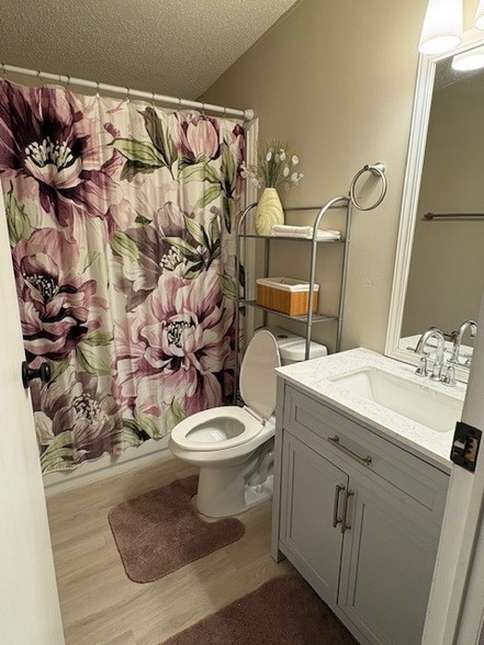 Building Photo - 16652 Rialto Dr