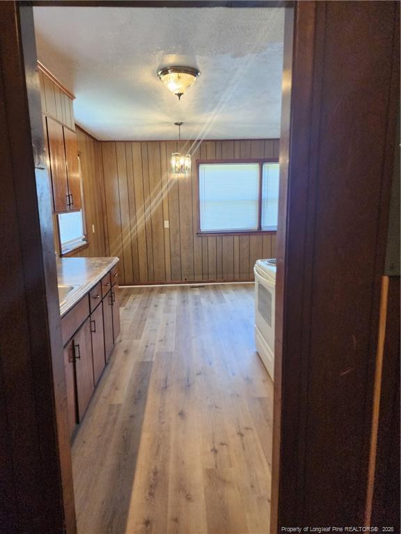 Building Photo - 118 Lockwood Dr