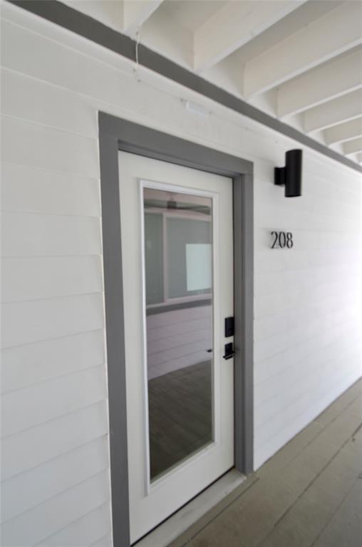 Building Photo - 1200 E 52nd St