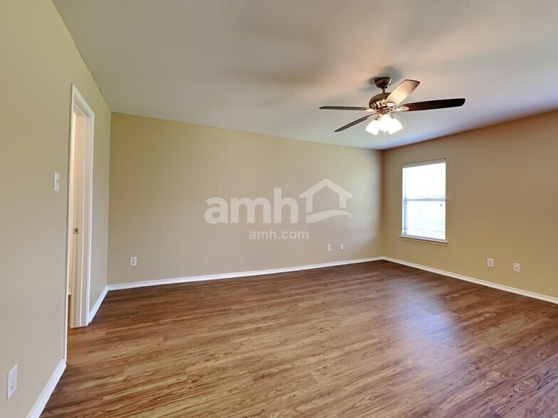 Building Photo - 1741 Trego Dr