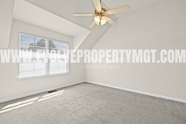 Building Photo - 3586 Brister St