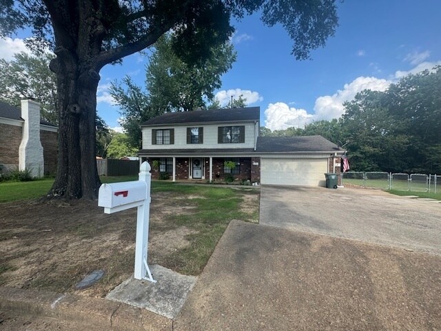 Primary Photo - 2768 Welchlawn Cove