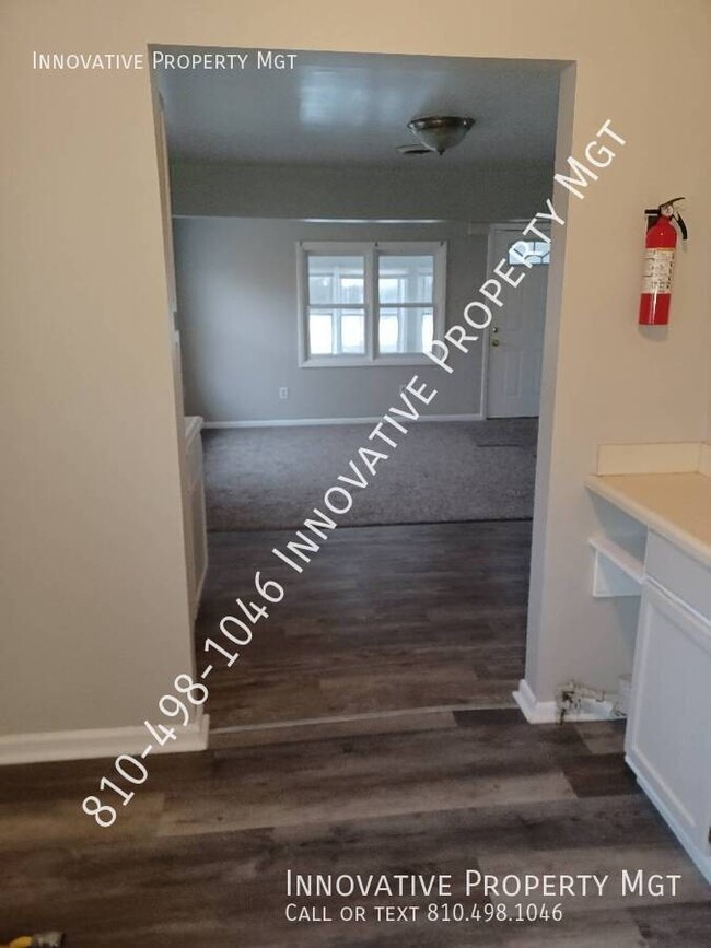 Building Photo - 2532 Lavelle Rd