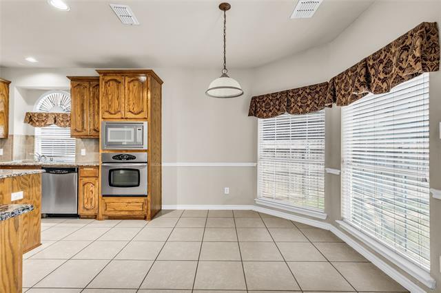 Building Photo - 5013 Sunwood Cir