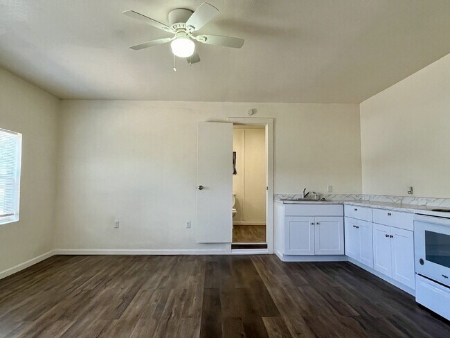 Building Photo - Great Efficiency, Great Price!