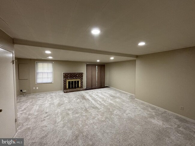 Building Photo - 7802 Byrds Nest Pass