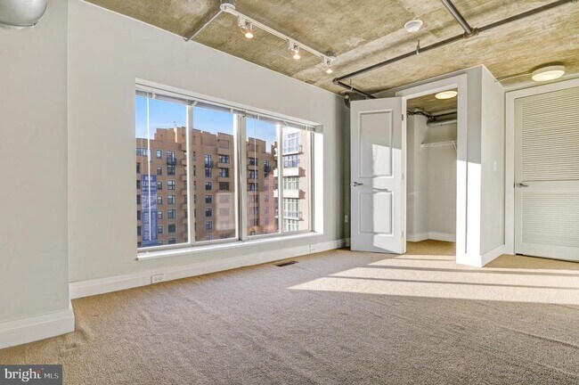 Building Photo - 301 Massachusetts Ave NW