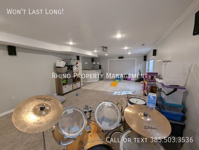 Building Photo - 3411 W Colony Cove