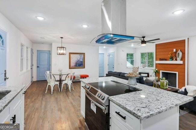 Building Photo - 1650 Joseph E. Boone Blvd NW