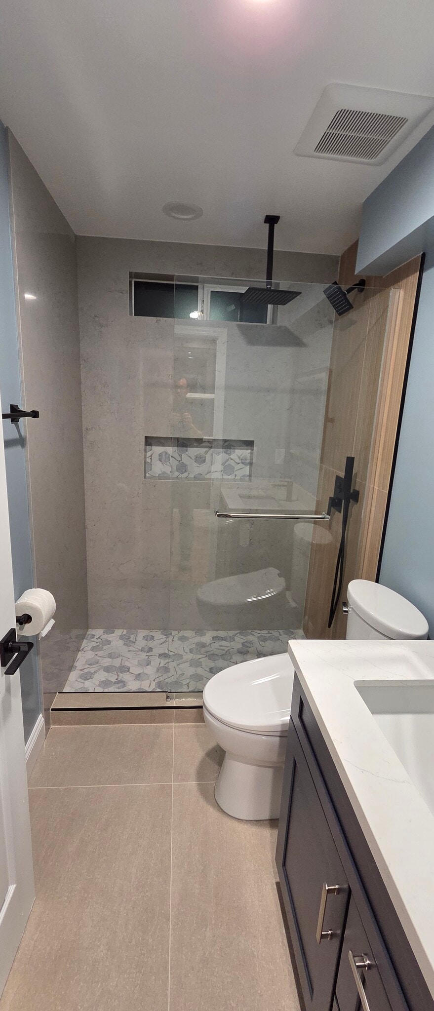 Building Photo - 471 Maplewood Ave