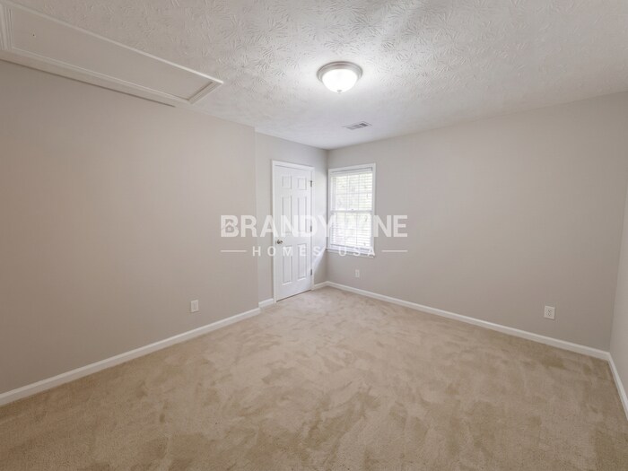 Building Photo - 5907 Princess Ln NW