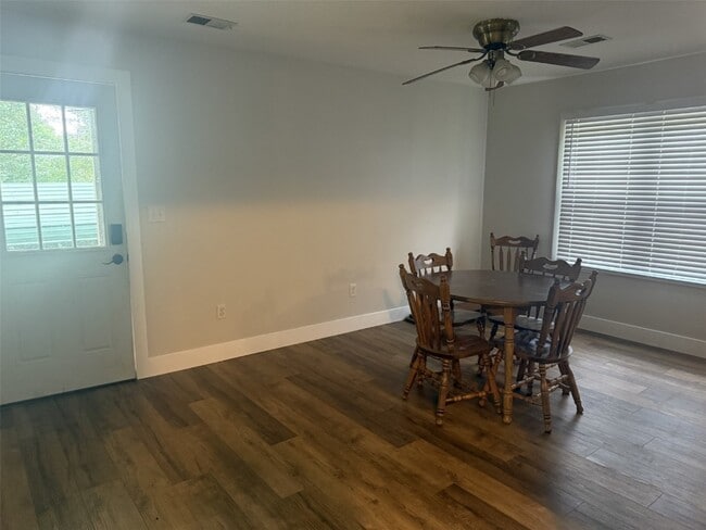 Building Photo - 15591 MO-21