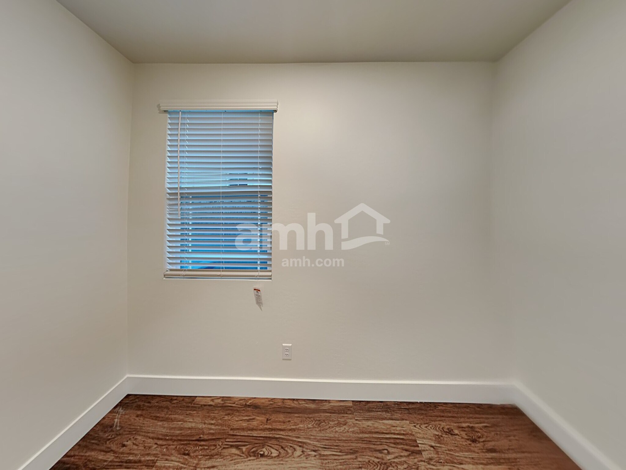 Building Photo - 23142 E Russet Rd