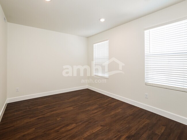 Building Photo - 6460 Intuition Ln