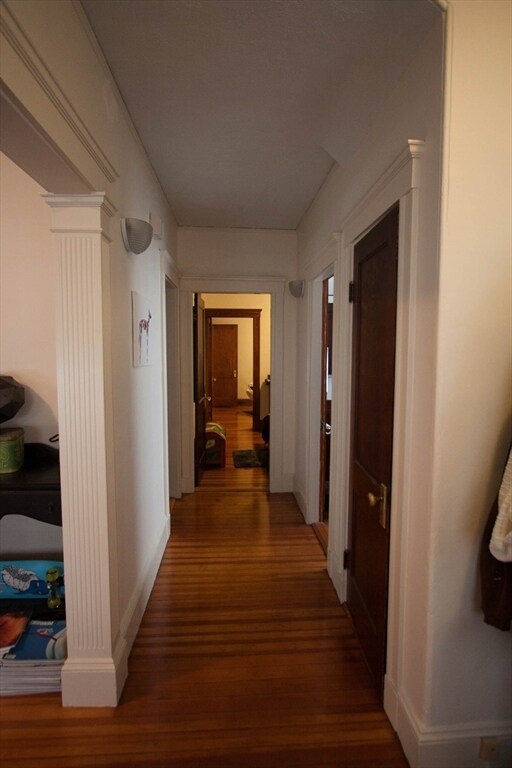 Building Photo - 10 Whitman St