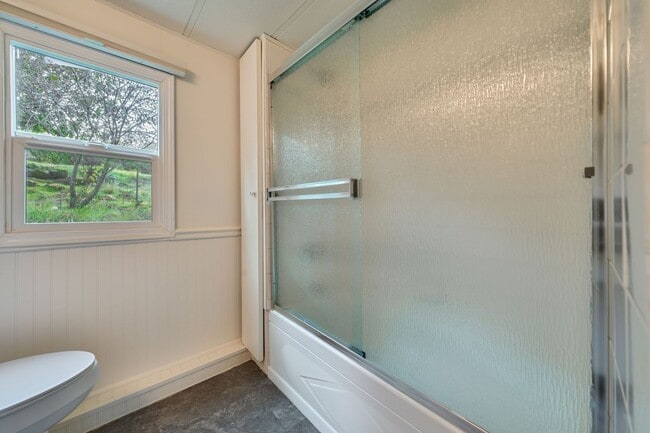 Building Photo - Cozy 1 Bedroom ADU With Stunning Pasture & Pond Views in Rescue!