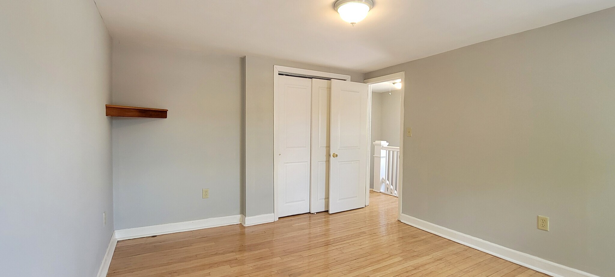 Front BR / LR - 241 Main St