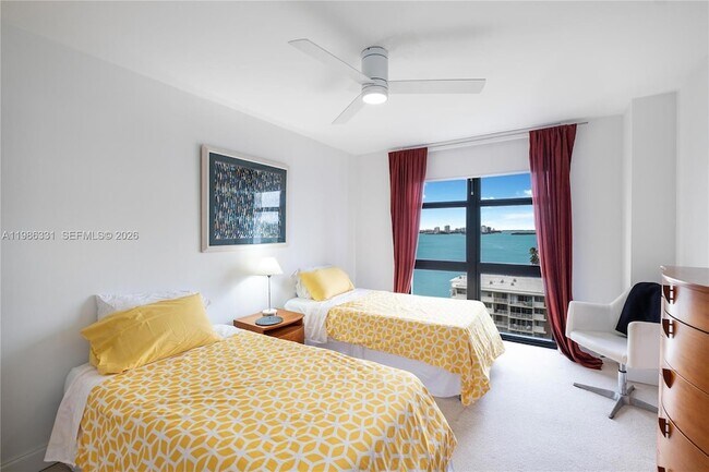 Building Photo - 4000 Towerside Terrace