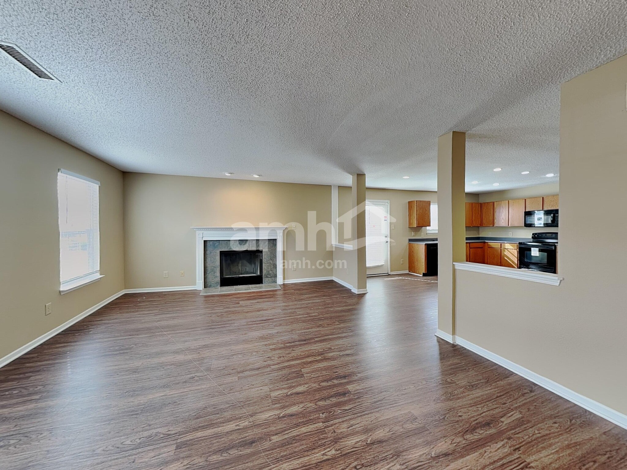 Building Photo - 13426 Allegiance Dr