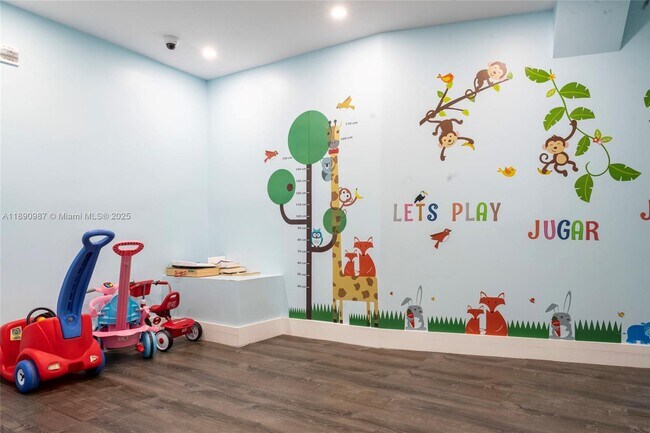 Building Photo - 950 Brickell Bay Dr