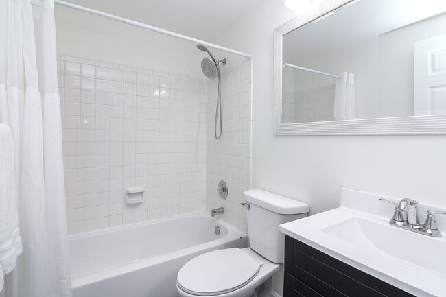 Building Photo - 2280 Bannister Ln