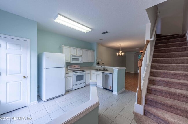 Building Photo - 3483 Lone Tree Ln