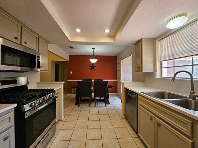 Building Photo - 1515 Desert Quail Ln