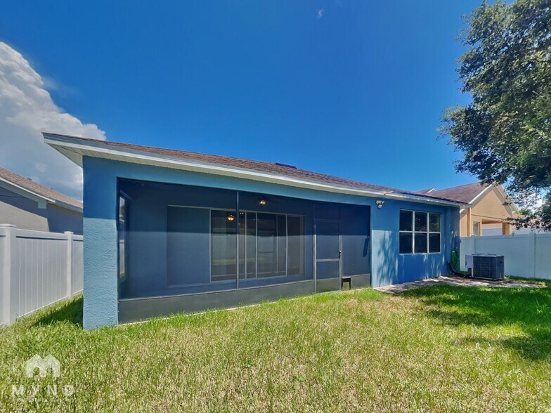 Building Photo - 7414 Forest Mere Dr