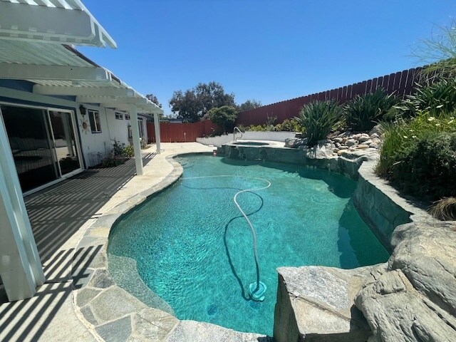 Building Photo - 8852 Carmir Dr
