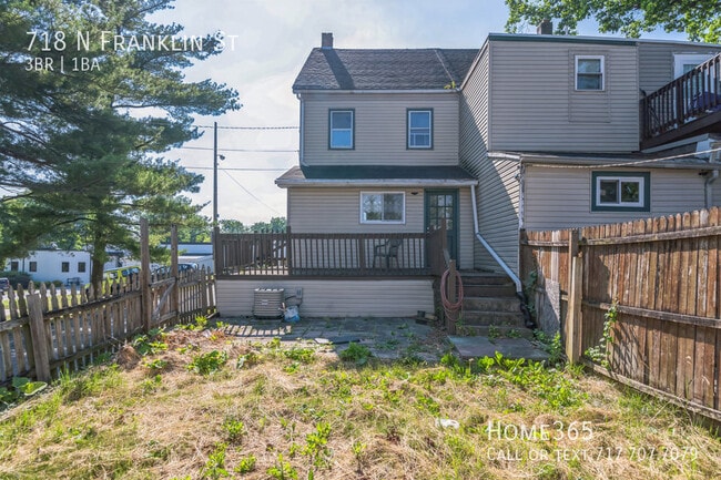 Building Photo - Wonderful 3 bed 1 bath Home at York