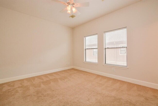 Building Photo - 2422 Dorrington St