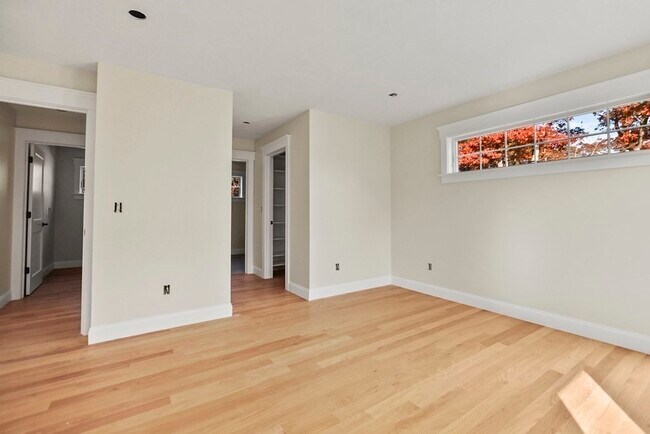 Building Photo - 101 Plum Hollow Rd