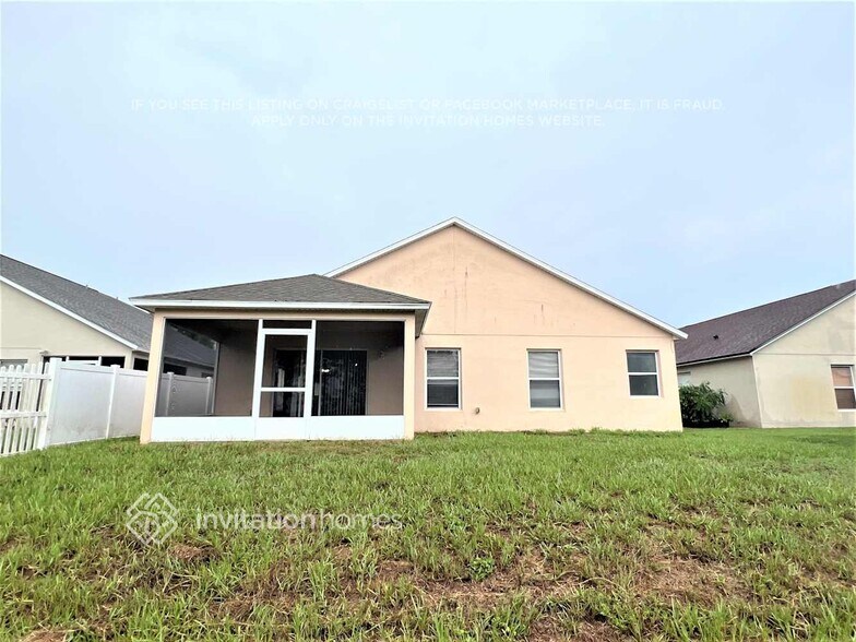 Building Photo - 166 Dakota Ave