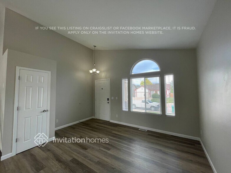 Building Photo - 8510 Dassel Dr