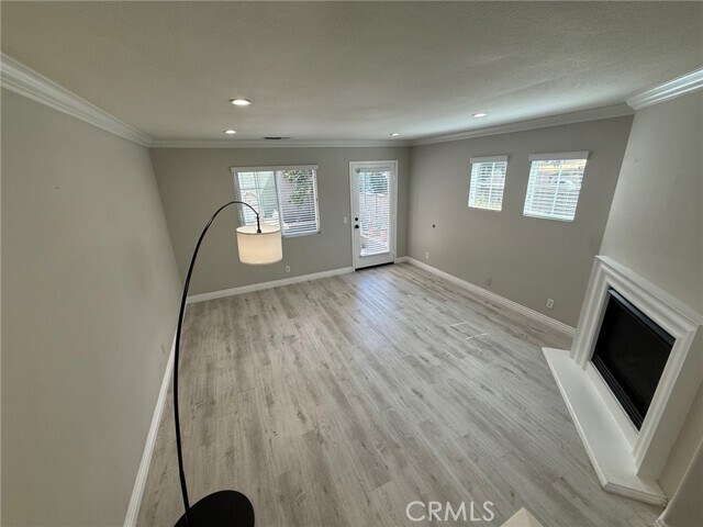 Building Photo - 436 N Placer Privado