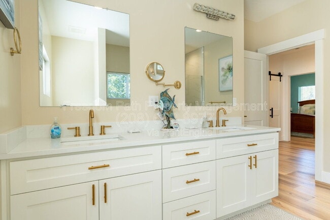 Building Photo - 925 Comeback Bay Ln