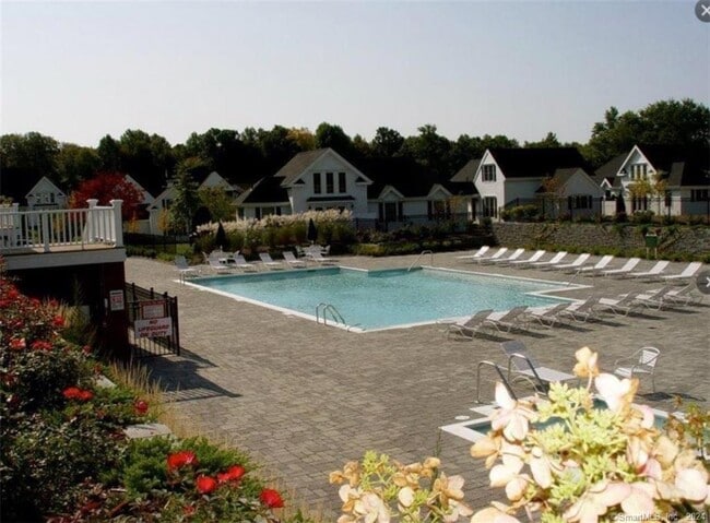 Building Photo - 3 Banner Rd