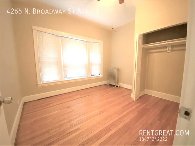 Building Photo - 4265 N Broadway