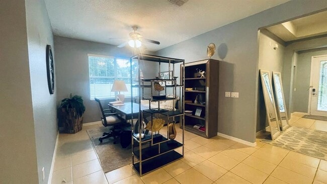 Building Photo - 8808 Abbey Leaf Ln