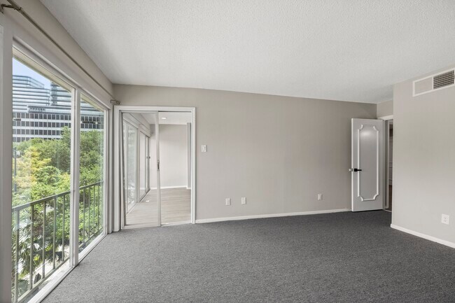 Building Photo - 5050 Ambassador Way