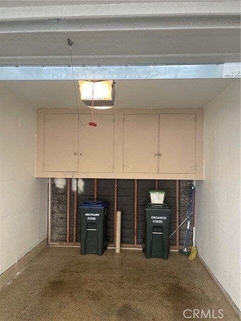Building Photo - 30902 Club House Dr