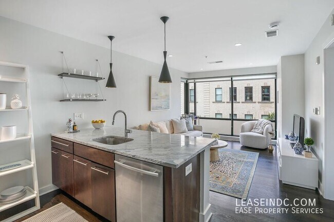 Building Photo - 1634 14th St NW