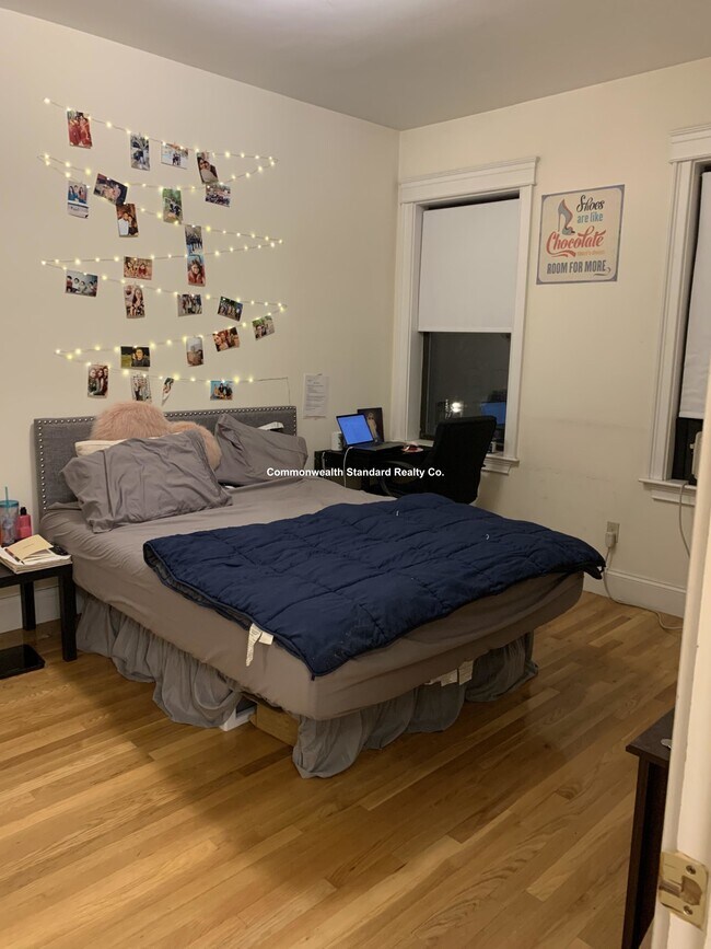 Building Photo - 76 Quint Ave