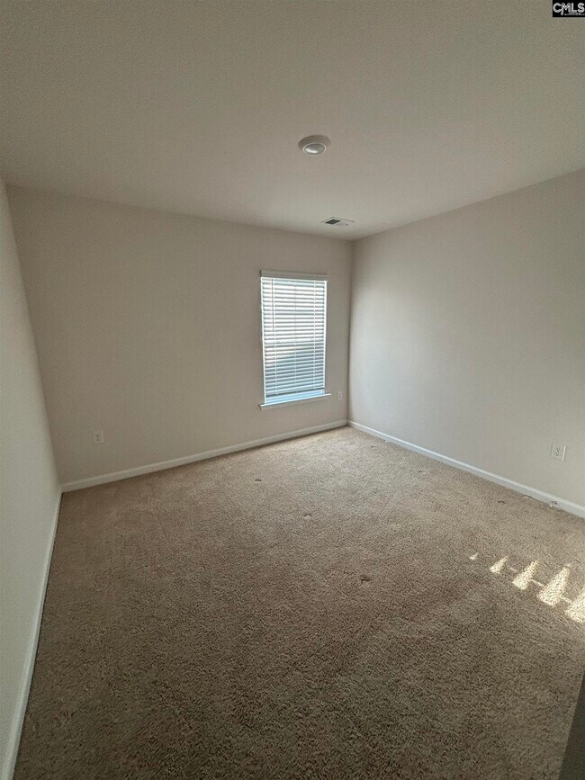 Building Photo - 226 Carrington Dr