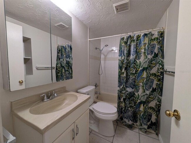 Building Photo - 5547 Mallow St