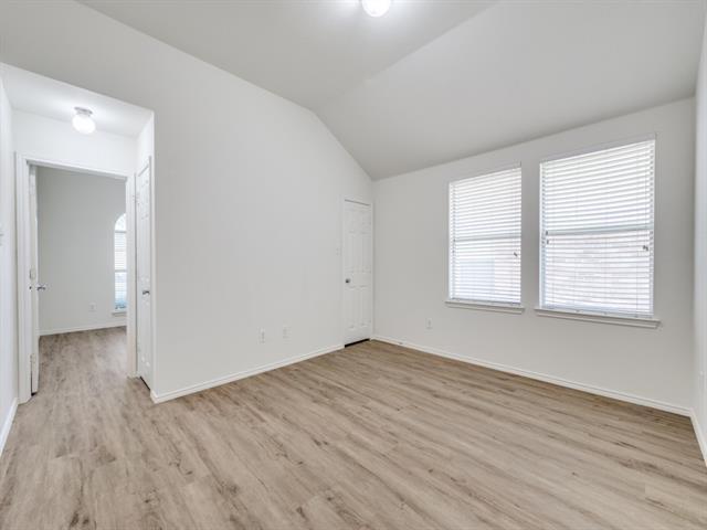 Building Photo - 3904 Coloma Dr