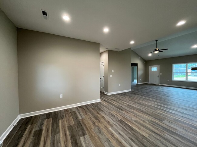 Building Photo - New Construction 4BR home- 1 month free wh...