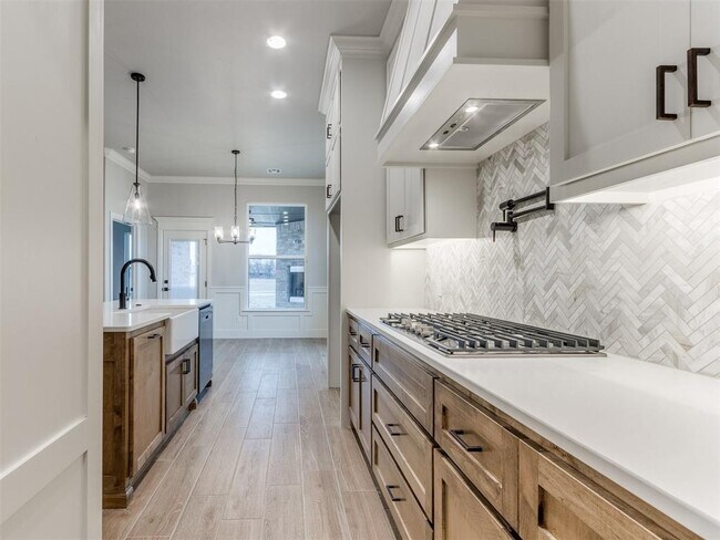 Building Photo - 3005 SW 133rd St